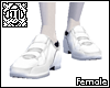 [Y]Runner Kicks