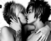2 hott girlz