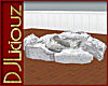 DJL-WhtBrocPillowPile 9P